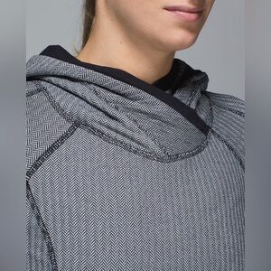 Lululemon Think Fast Hoodie Heathered Herringbone Heathered Silver Spoon Fall